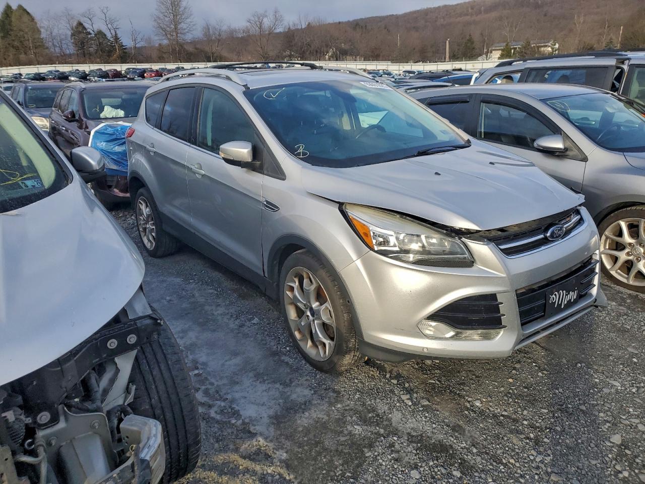 2013 FORD ESCAPE TITANIUM photo 4