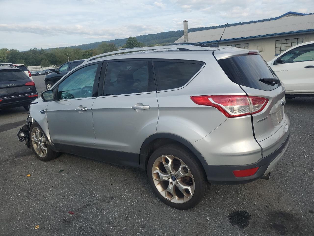 2013 FORD ESCAPE TITANIUM photo 2