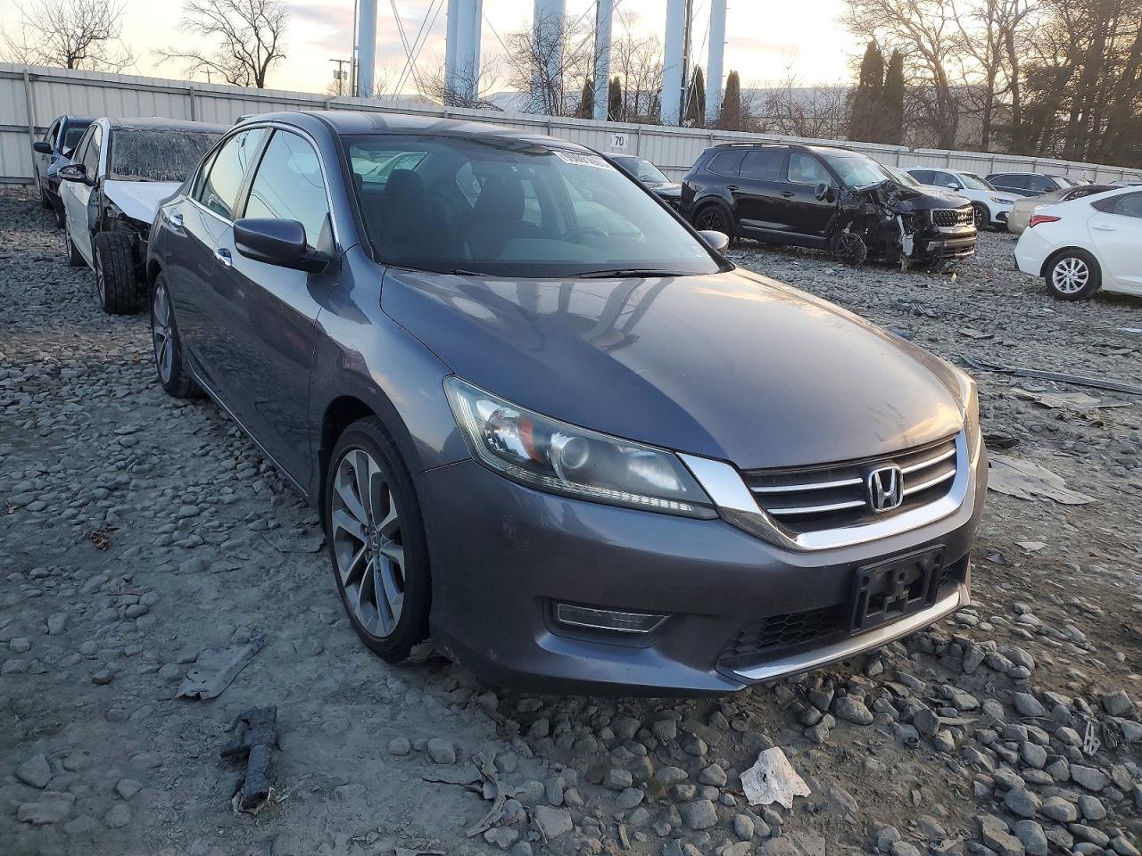 2013 HONDA ACCORD SPORT photo 4