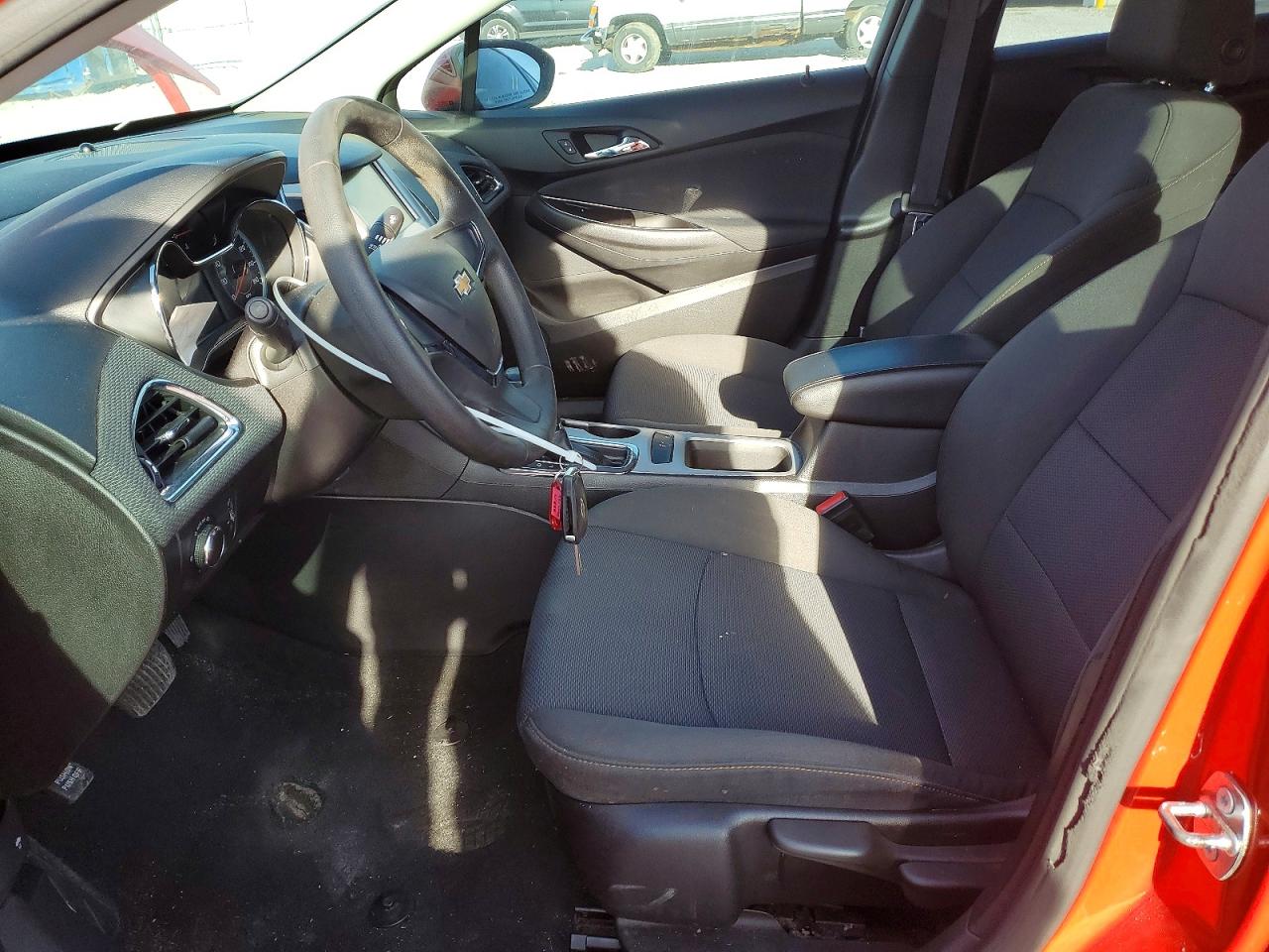 2016 CHEVROLET CRUZE LS photo 13