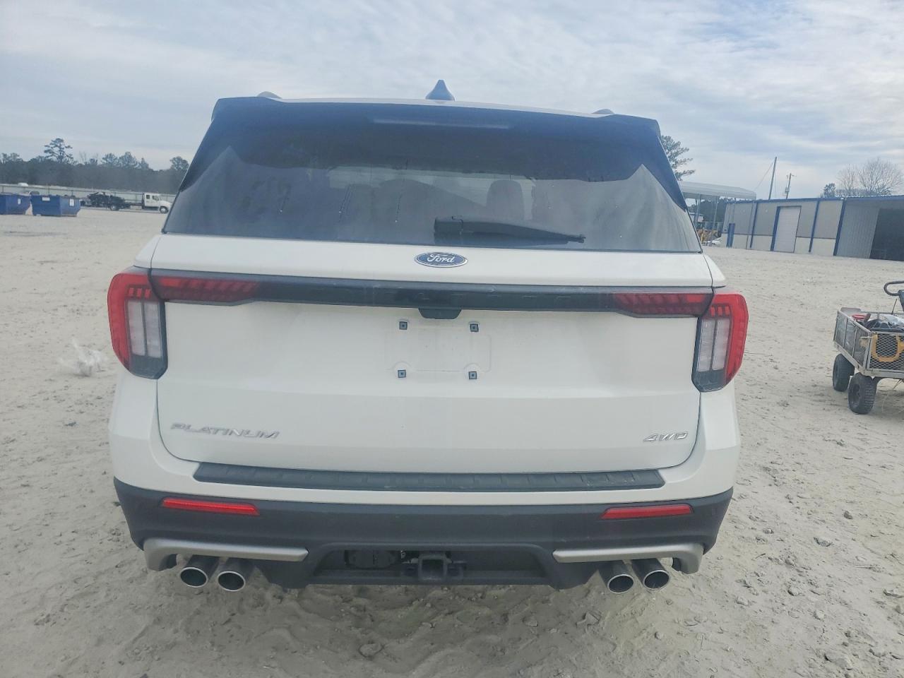 2025 FORD EXPLORER PLATINUM photo 6
