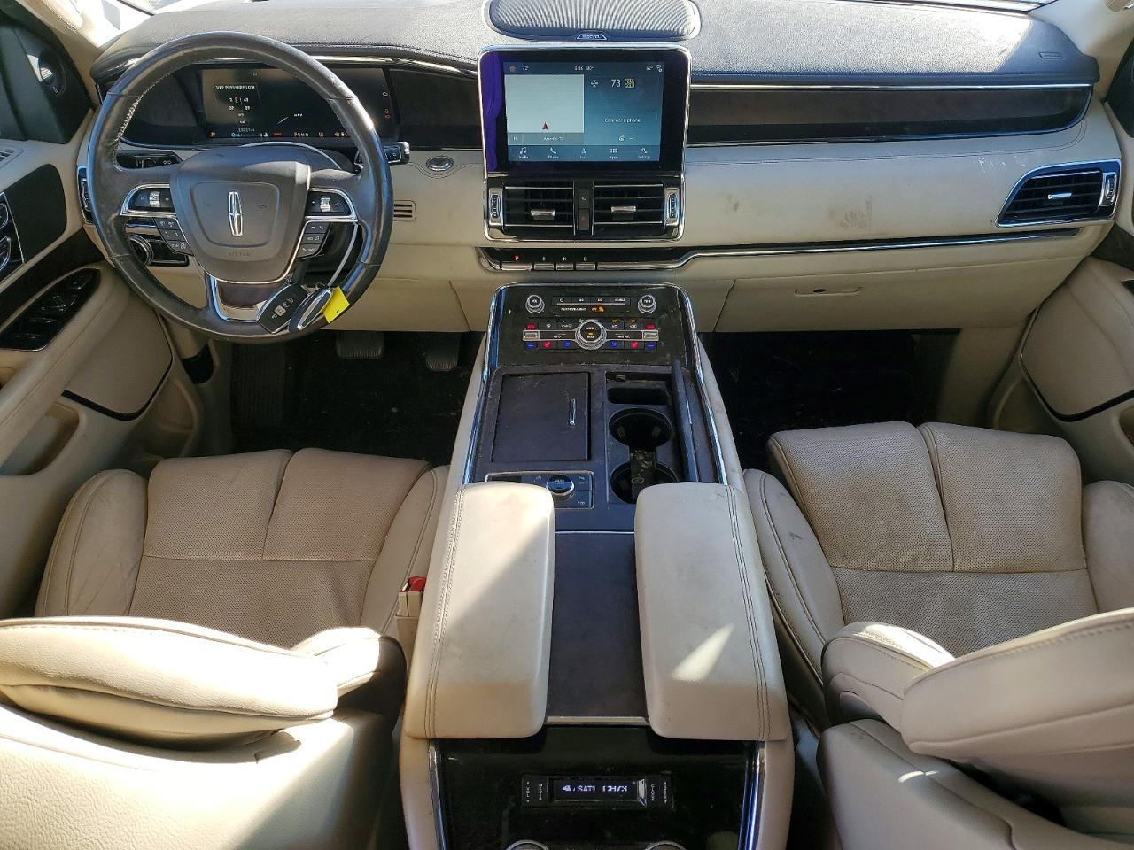 2019 LINCOLN NAVIGATOR L RESERVE photo 8
