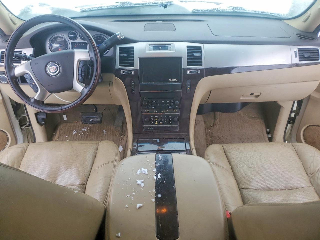 2011 CADILLAC ESCALADE ESV LUXURY photo 8