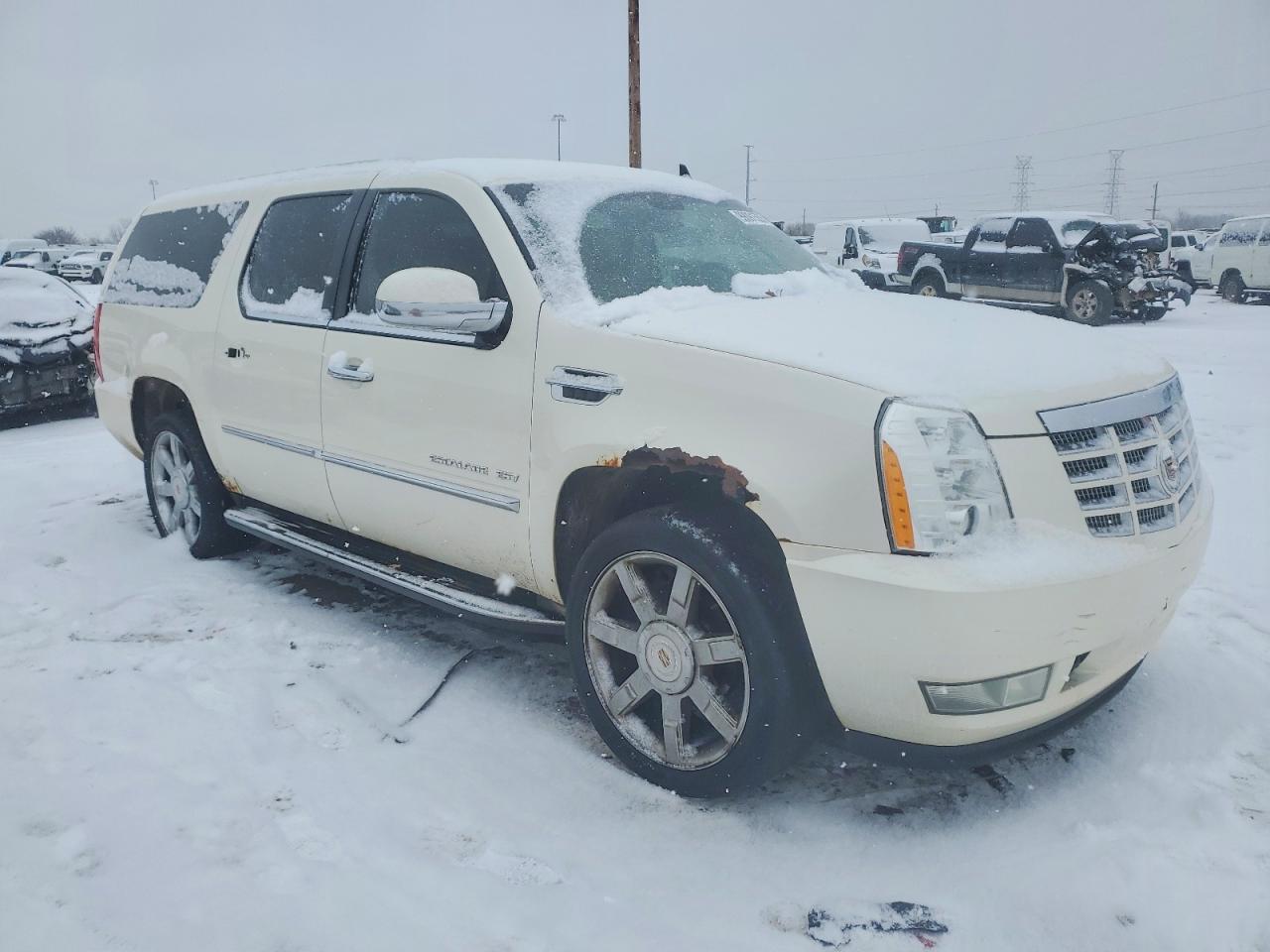 2011 CADILLAC ESCALADE ESV LUXURY photo 4