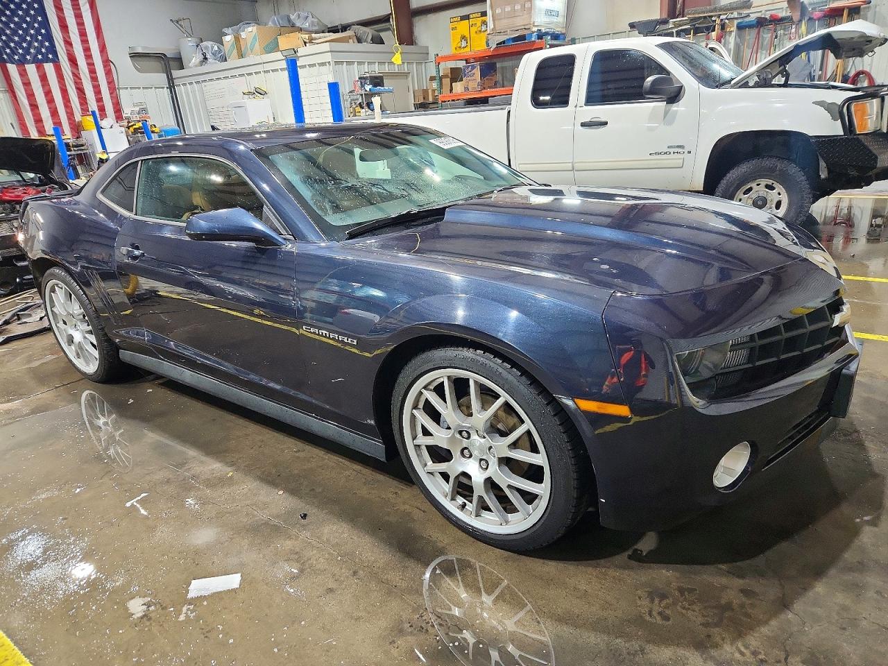 2013 CHEVROLET CAMARO LT photo 4