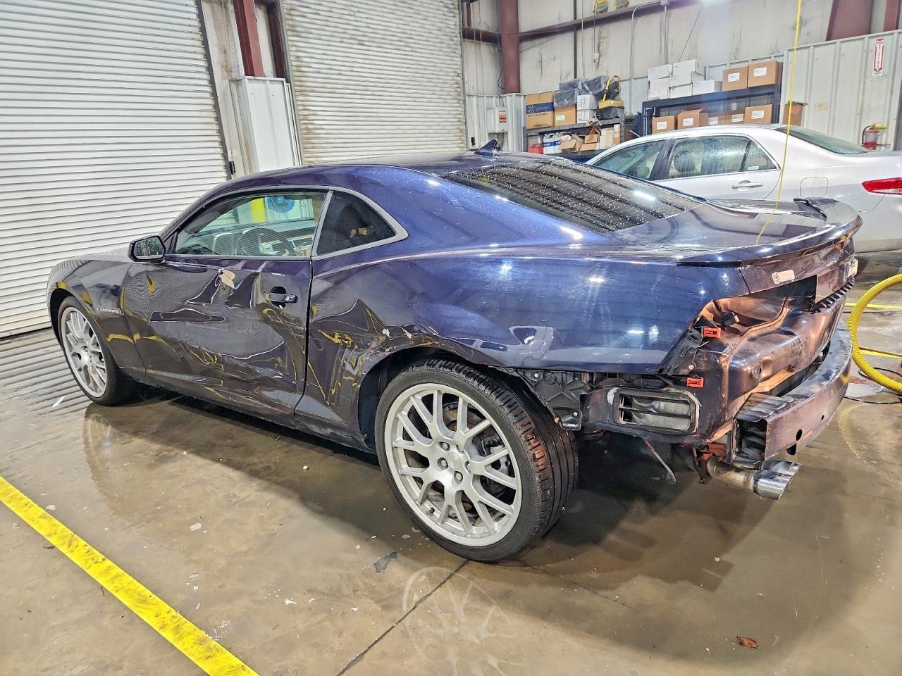 2013 CHEVROLET CAMARO LT photo 2