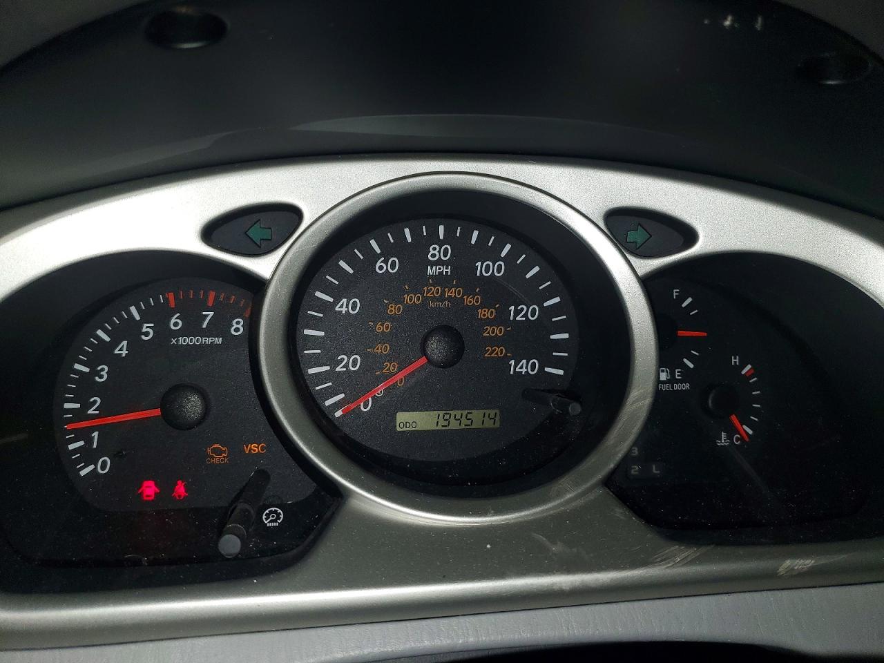 2005 TOYOTA HIGHLANDER LIMITED photo 9