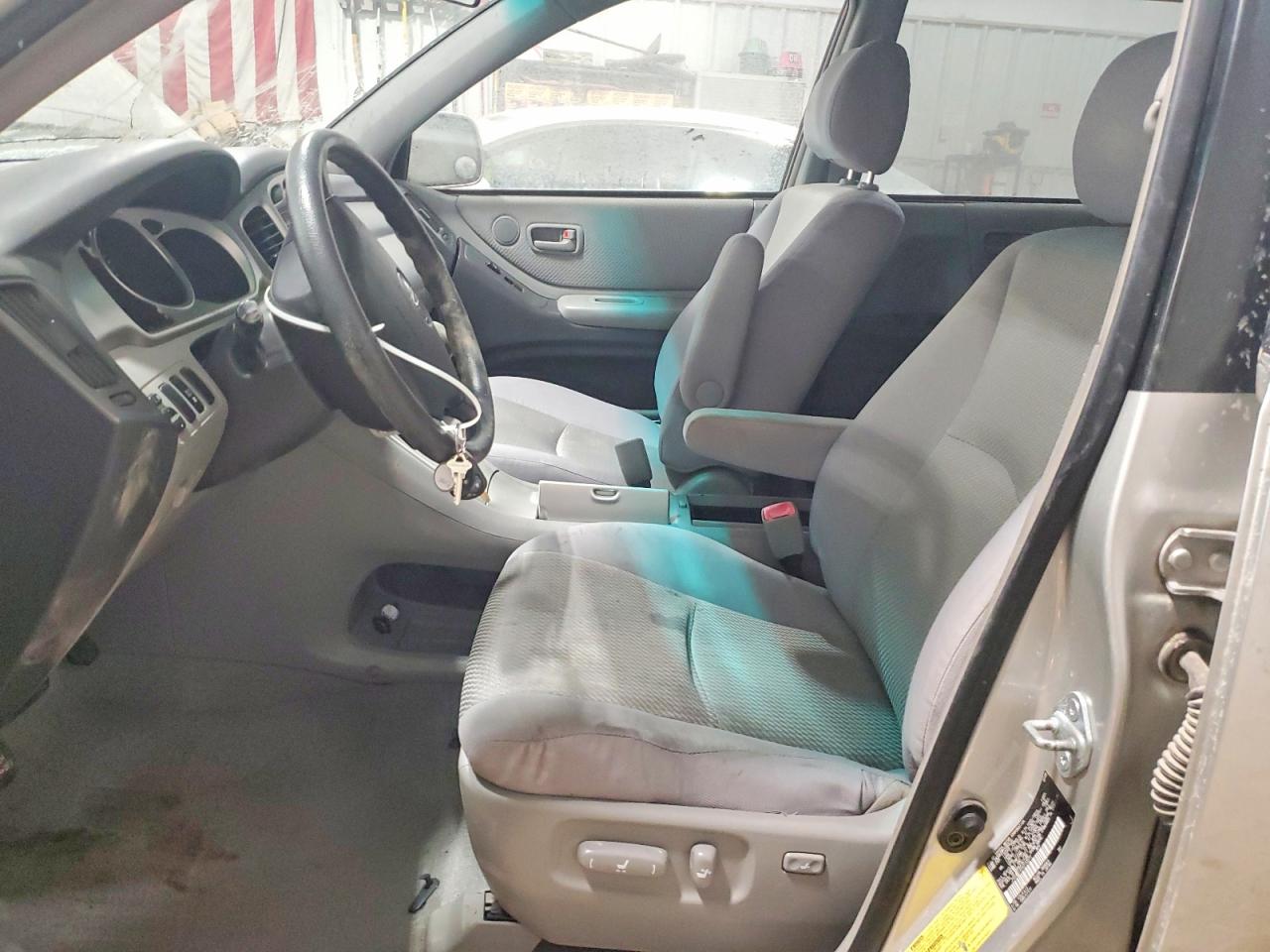 2005 TOYOTA HIGHLANDER LIMITED photo 7