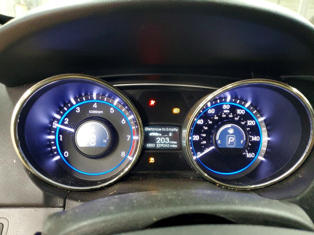 2011 HYUNDAI SONATA GLS photo 17
