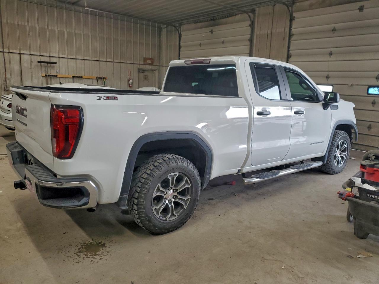 2020 GMC SIERRA K1500 photo 3