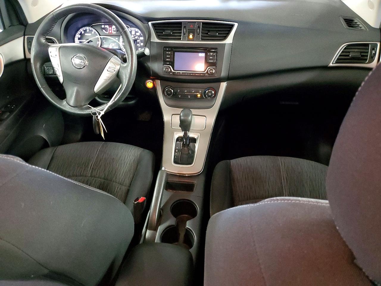 2015 NISSAN SENTRA S photo 8