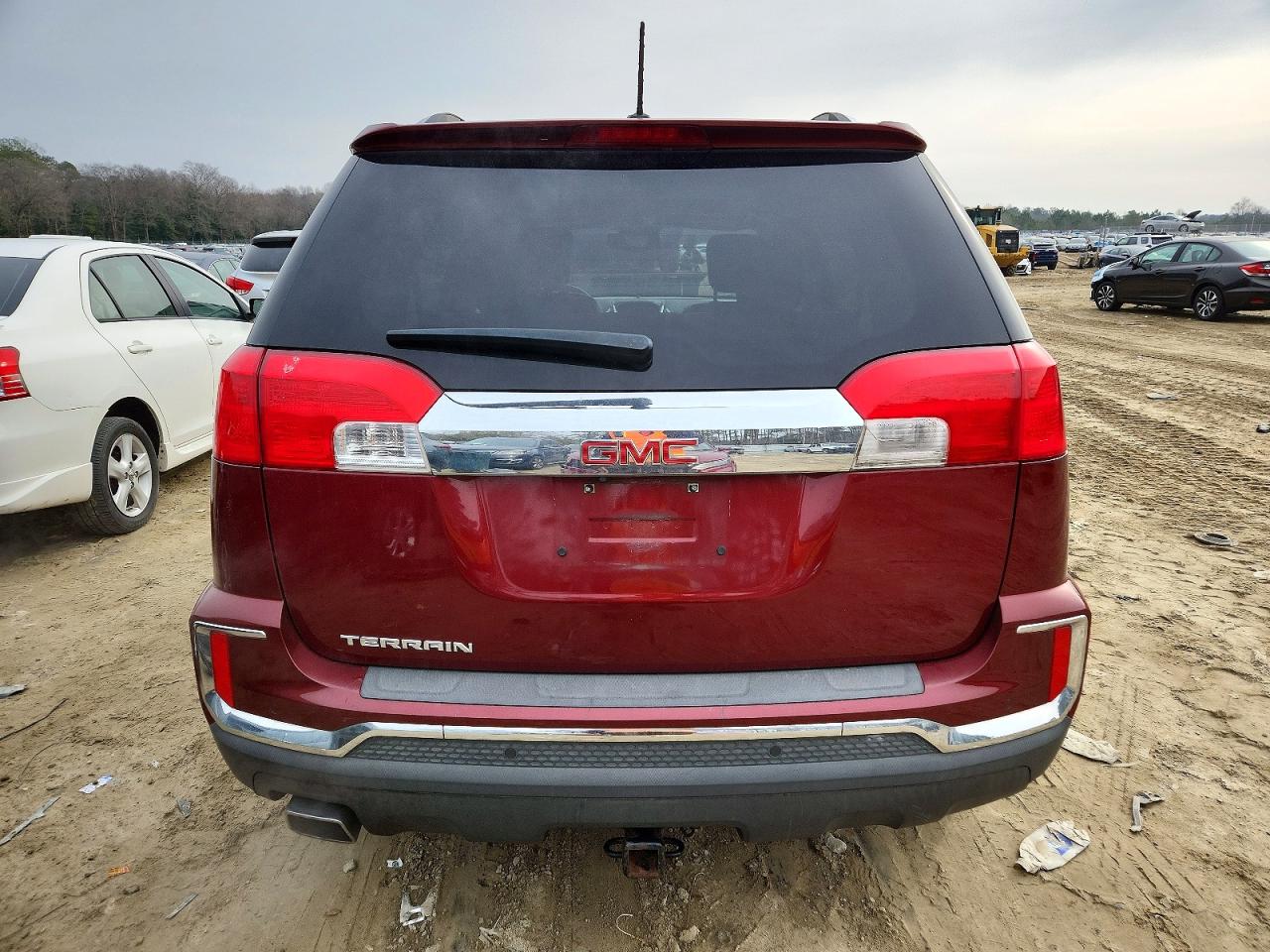 2017 GMC TERRAIN SLT photo 6