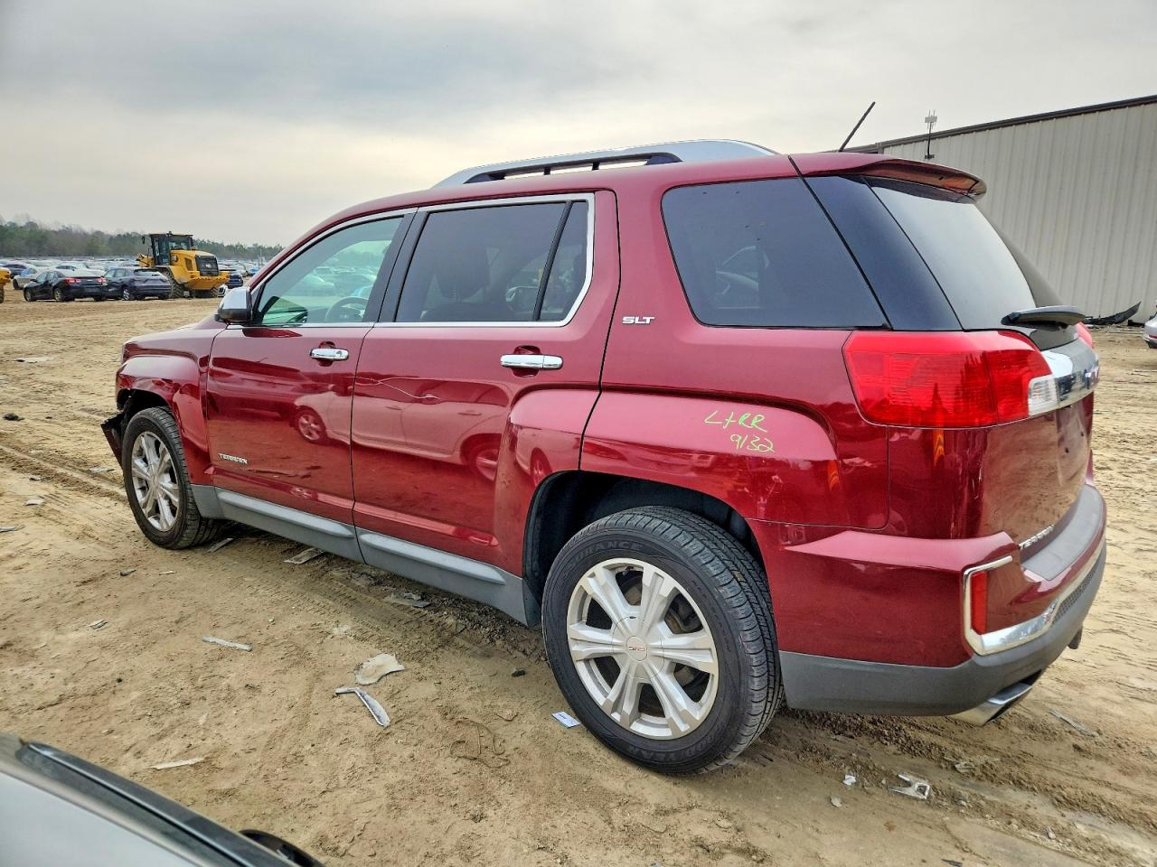 2017 GMC TERRAIN SLT photo 2