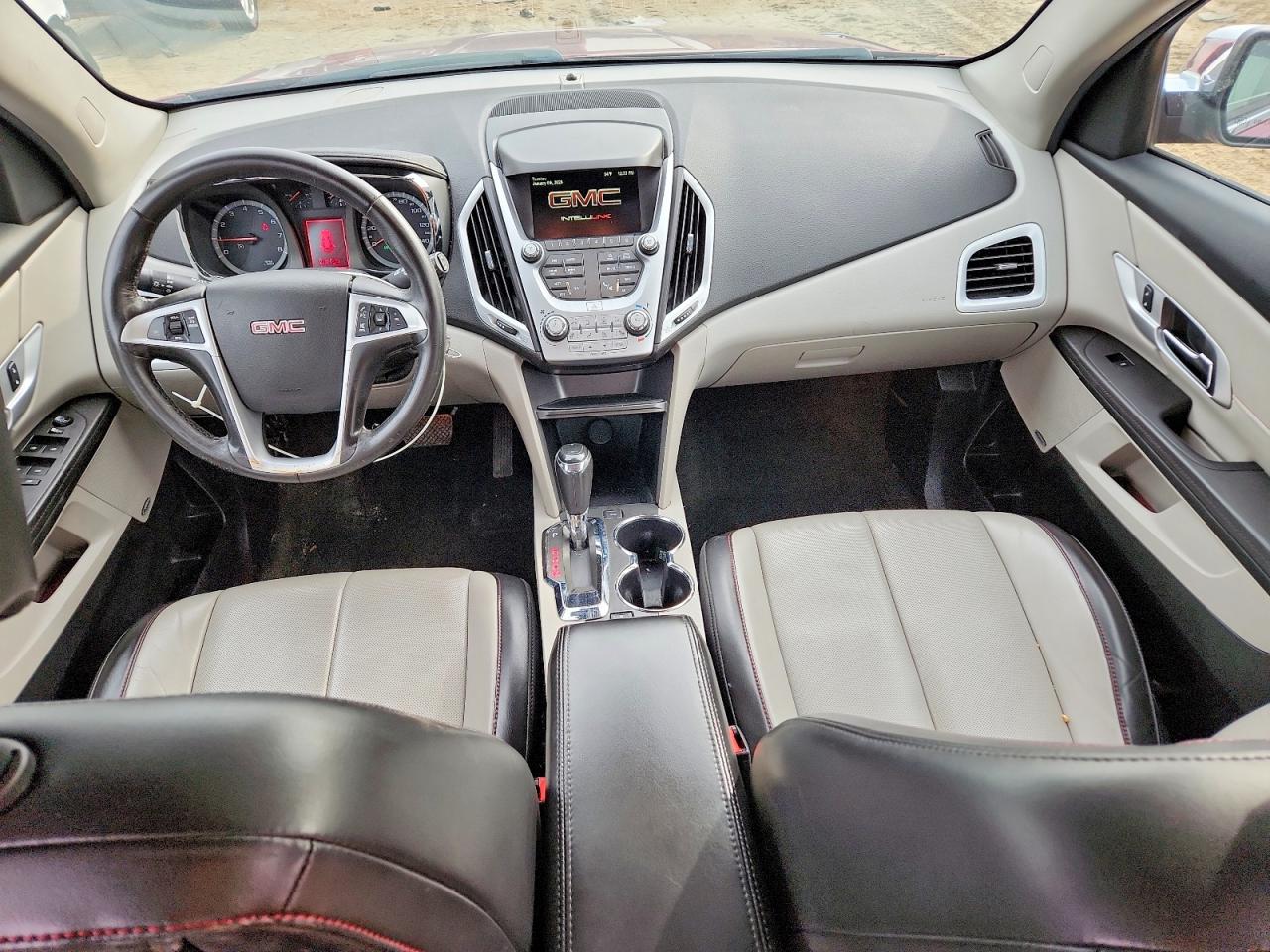 2017 GMC TERRAIN SLT photo 8