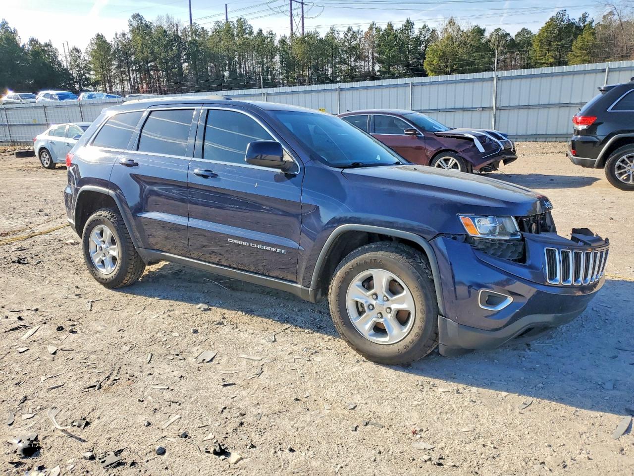 2014 JEEP GRAND CHEROKEE LAREDO photo 4