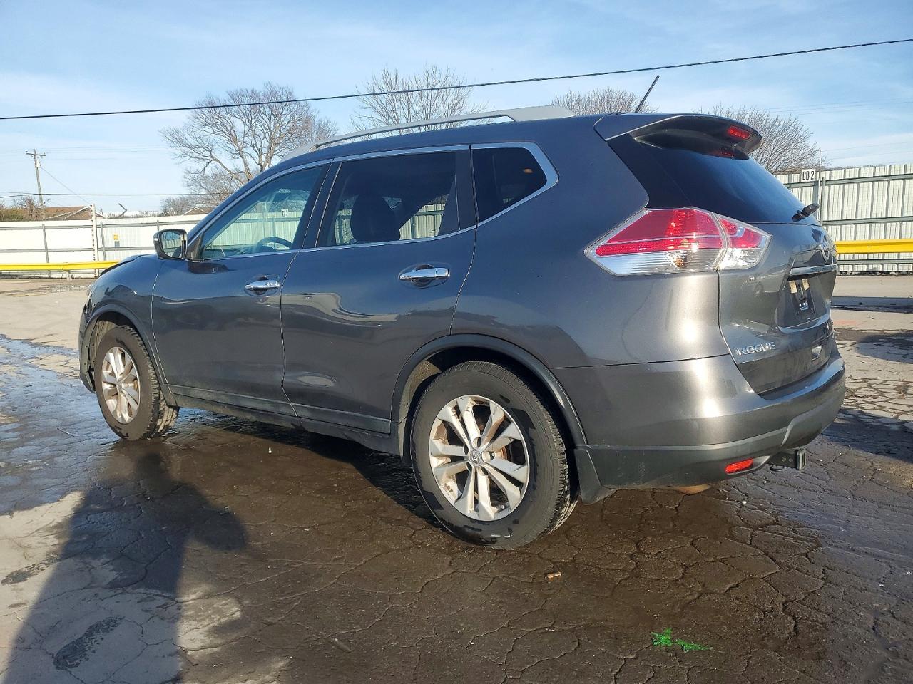 2014 NISSAN ROGUE S photo 2
