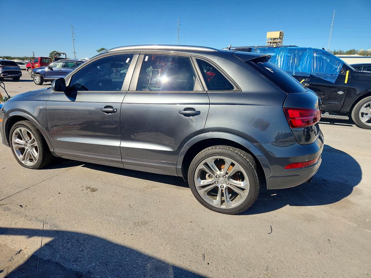 2018 AUDI Q3 PREMIUM photo 2