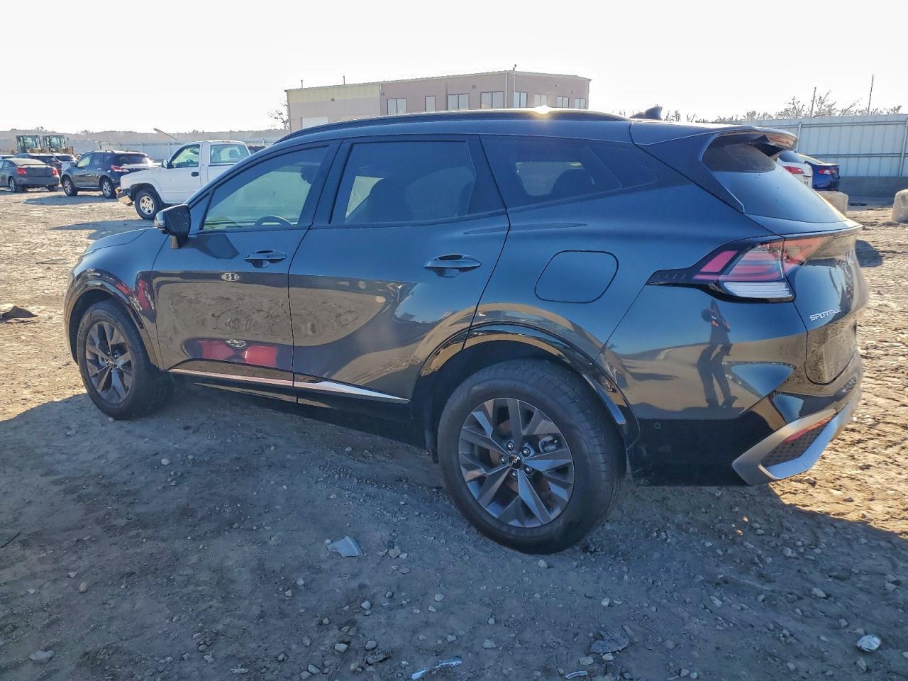 2025 KIA SPORTAGE SX PRESTIGE photo 2
