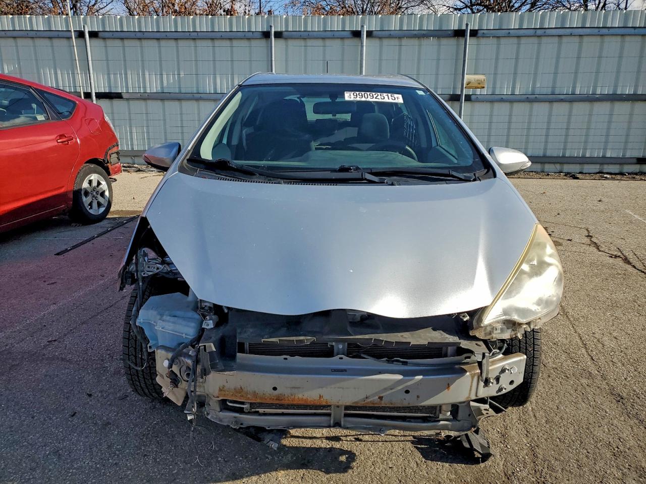 2013 TOYOTA PRIUS C photo 5
