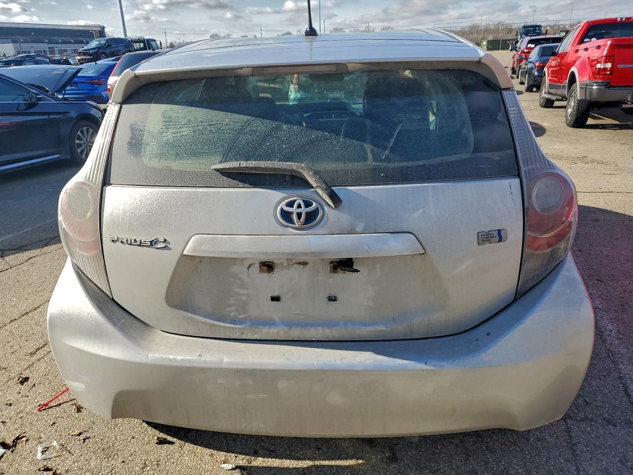 2013 TOYOTA PRIUS C photo 6
