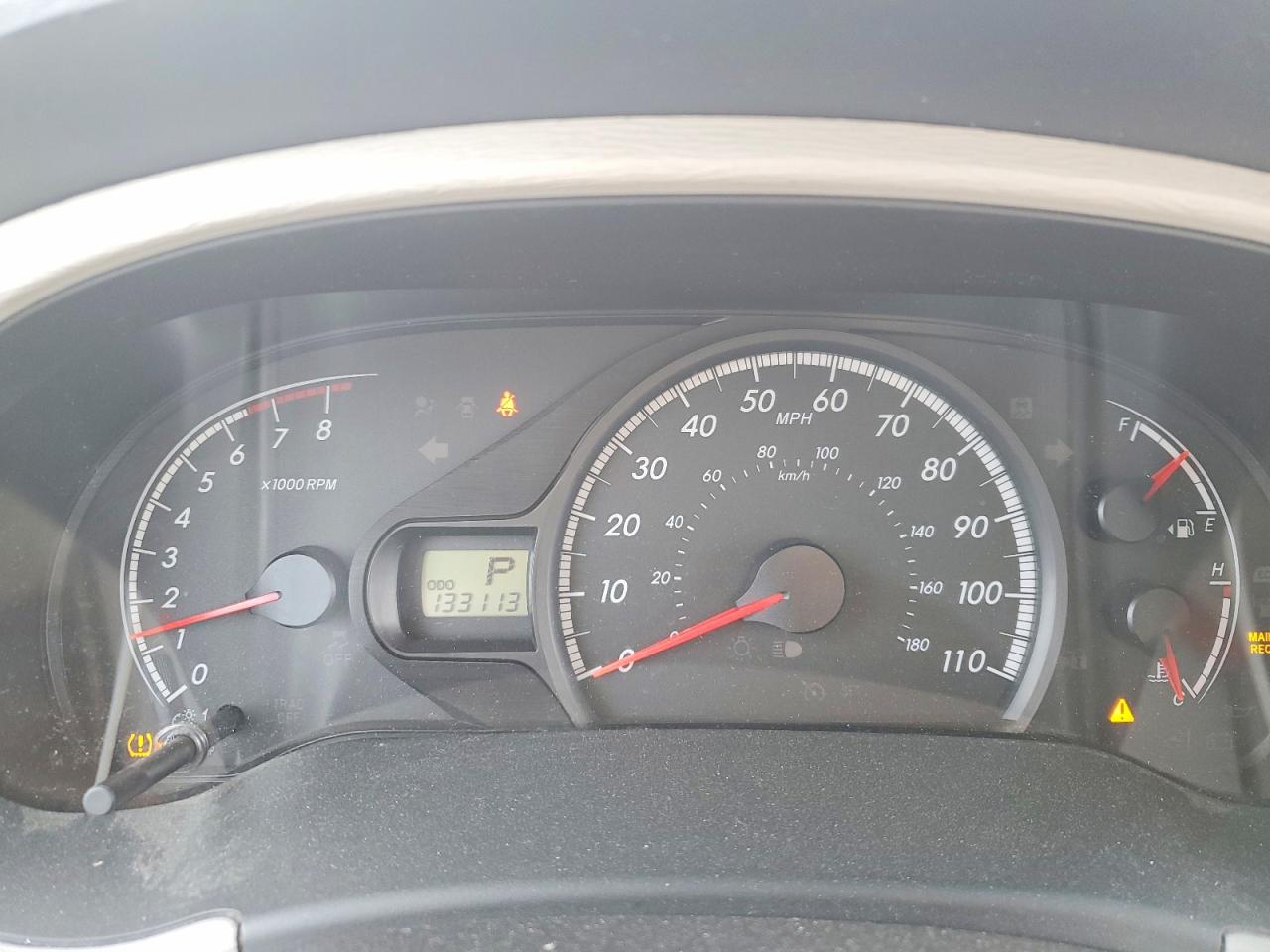 2014 TOYOTA SIENNA LE photo 9