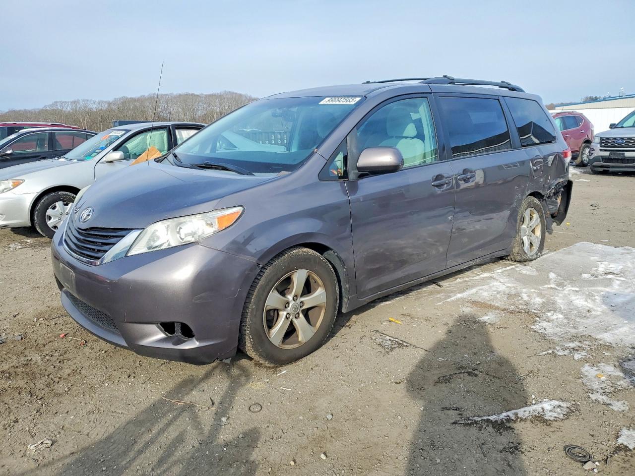 2014 TOYOTA SIENNA