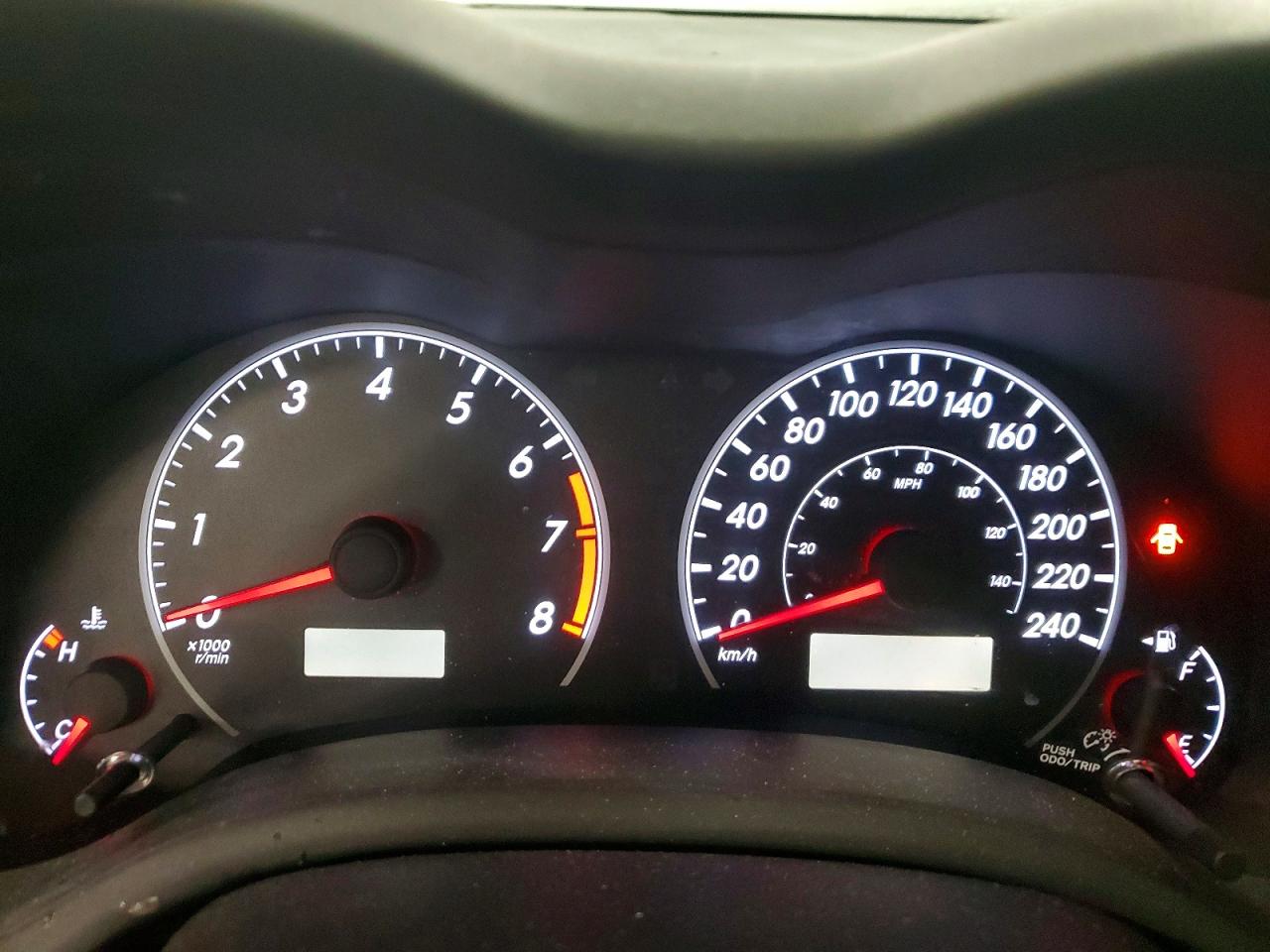2013 TOYOTA COROLLA BASE photo 9