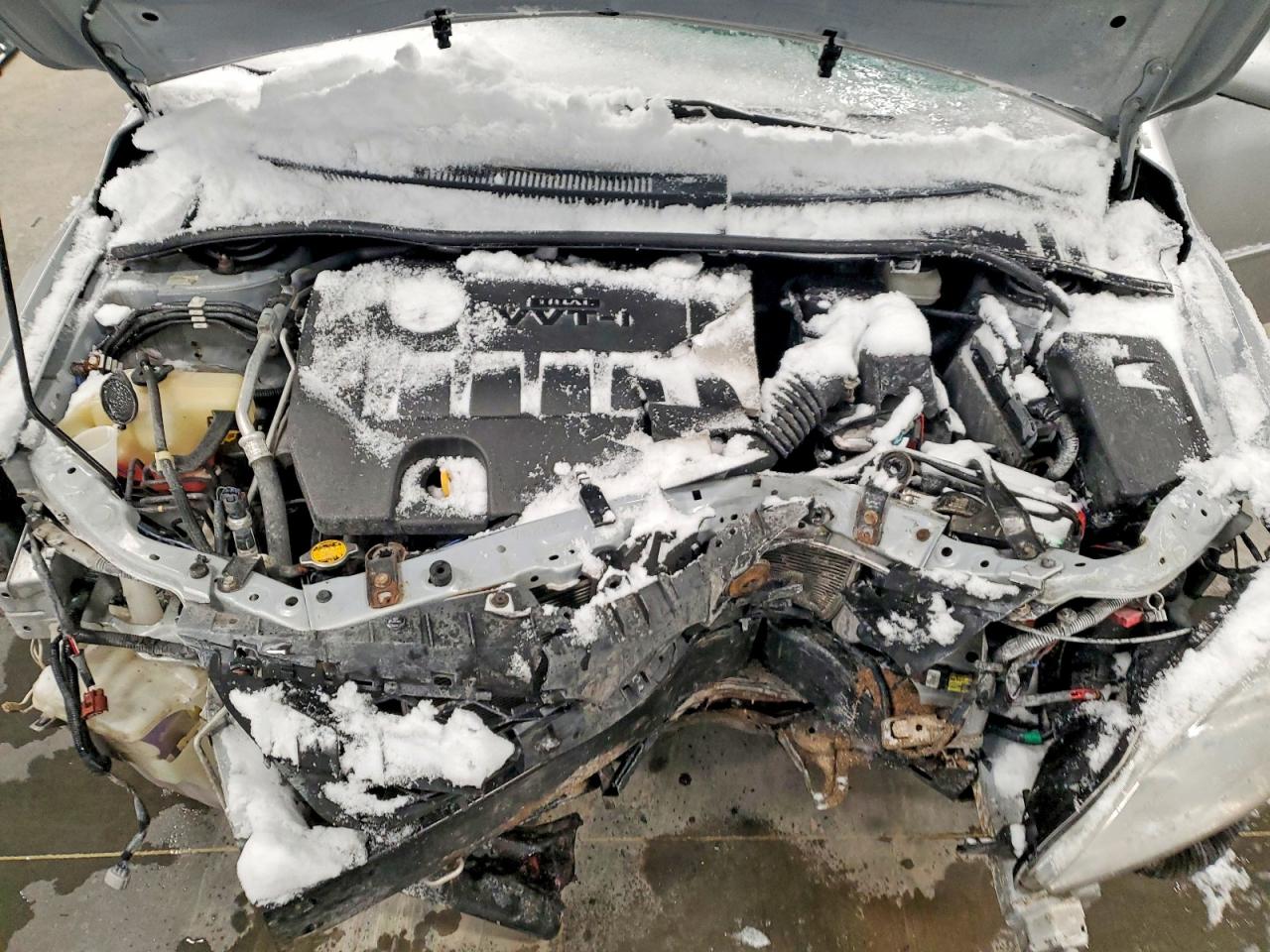 2013 TOYOTA COROLLA BASE photo 11