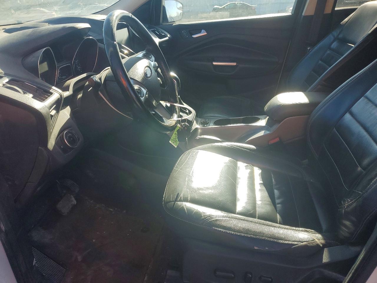 2015 FORD ESCAPE SE photo 13