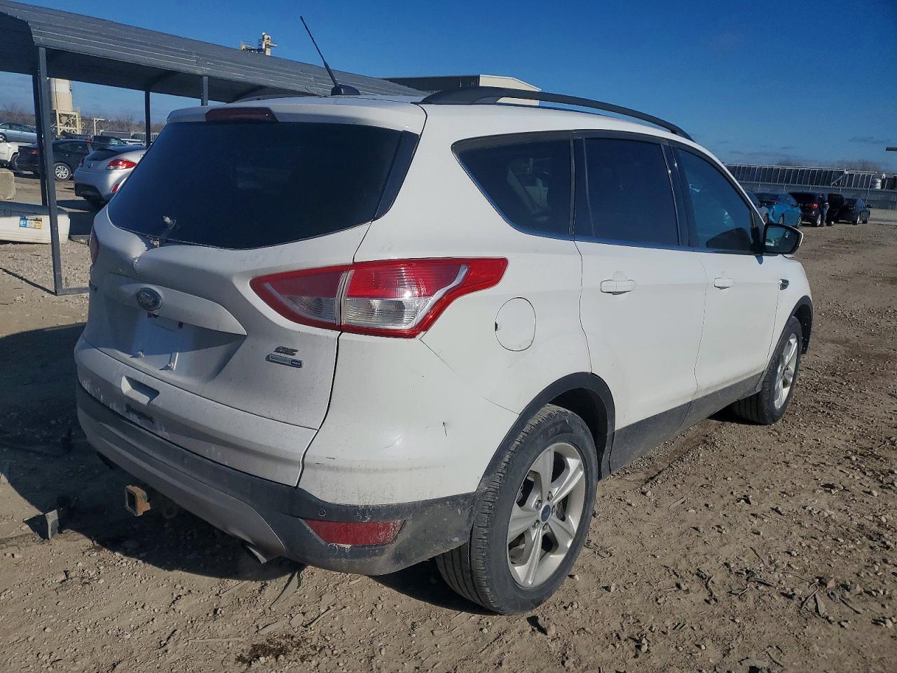 2015 FORD ESCAPE SE photo 5