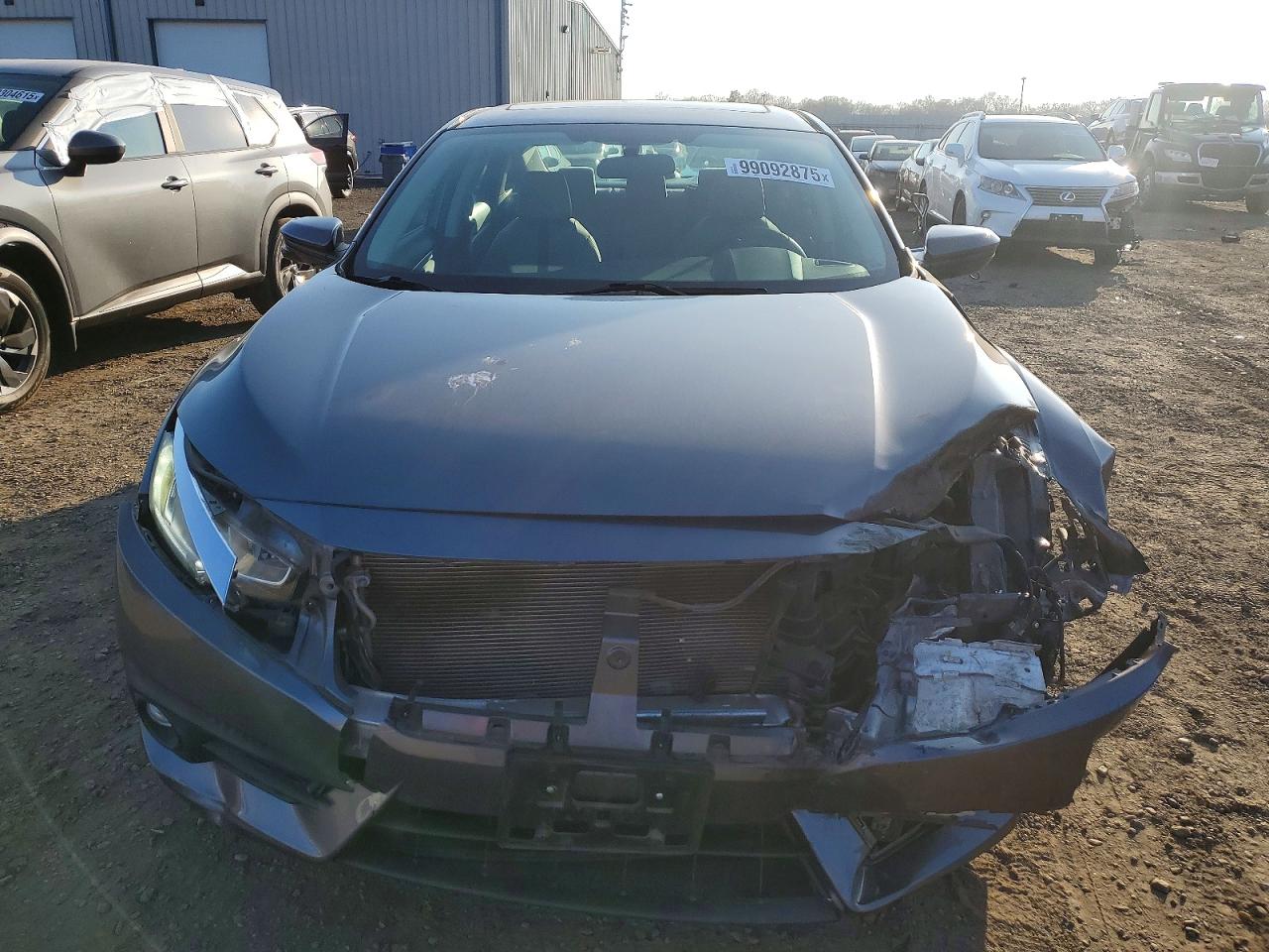 2017 HONDA CIVIC EX photo 9