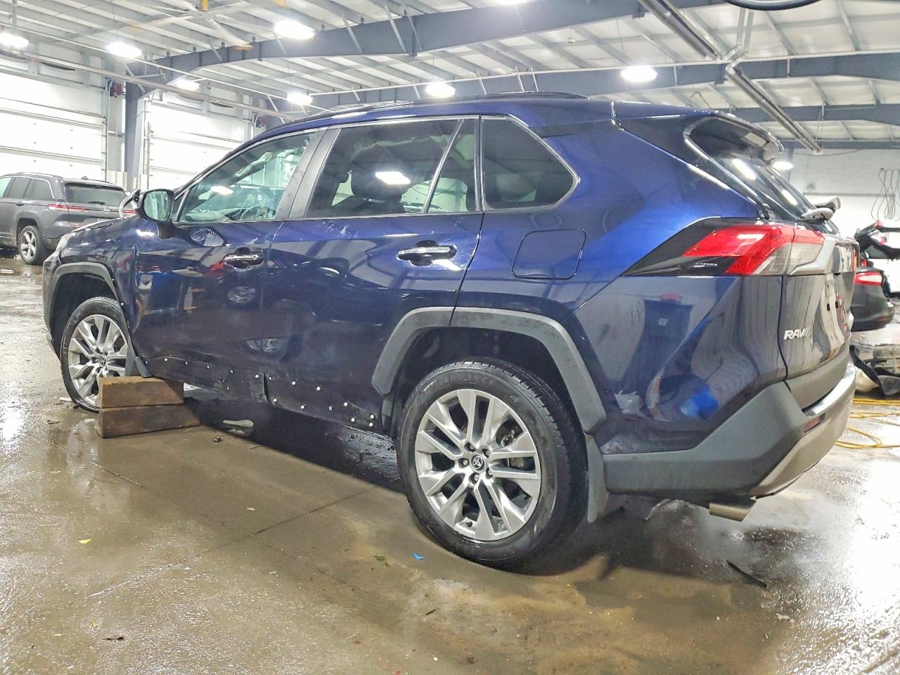 2022 TOYOTA RAV4 LIMITED photo 3
