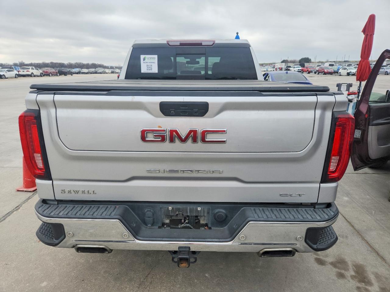 2019 GMC SIERRA K1500 SLT photo 6