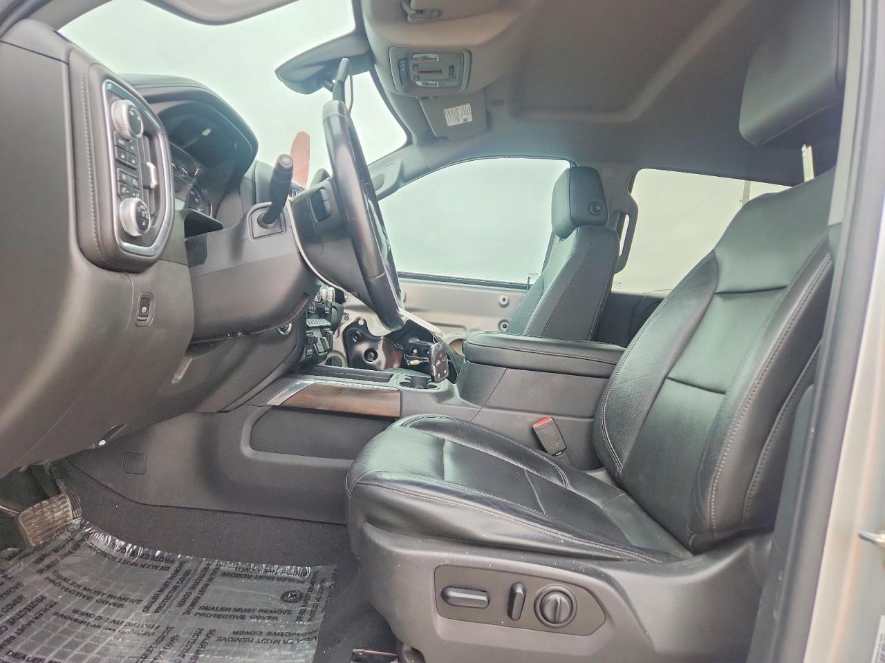 2019 GMC SIERRA K1500 SLT photo 7