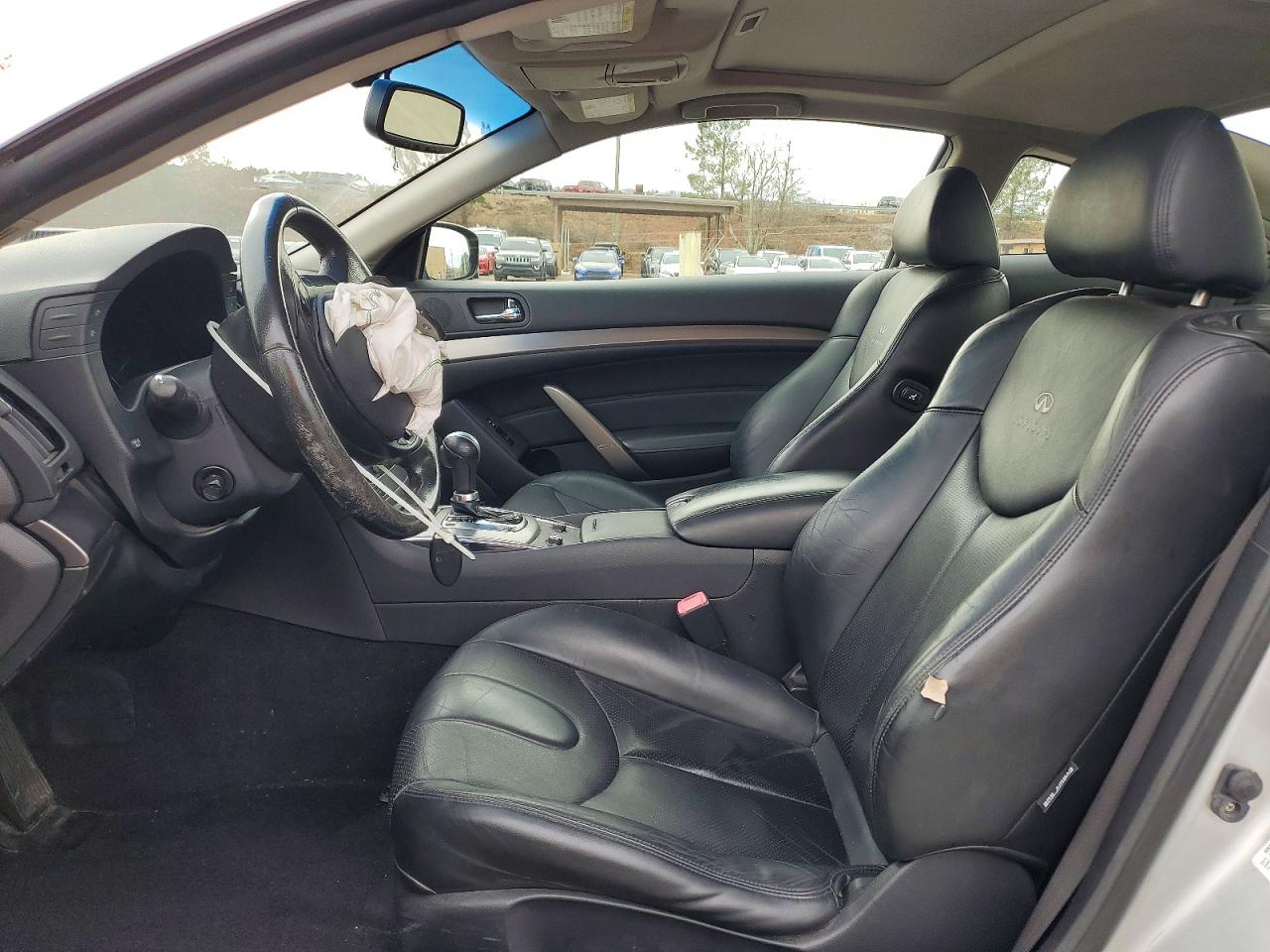 2012 INFINITI G37 BASE photo 7