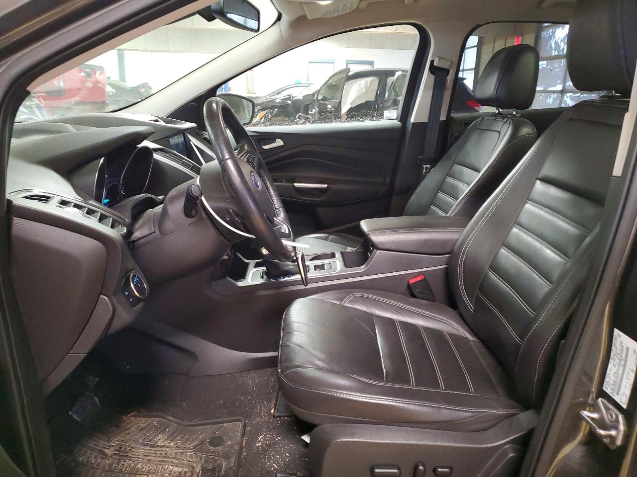 2017 FORD ESCAPE TITANIUM photo 7