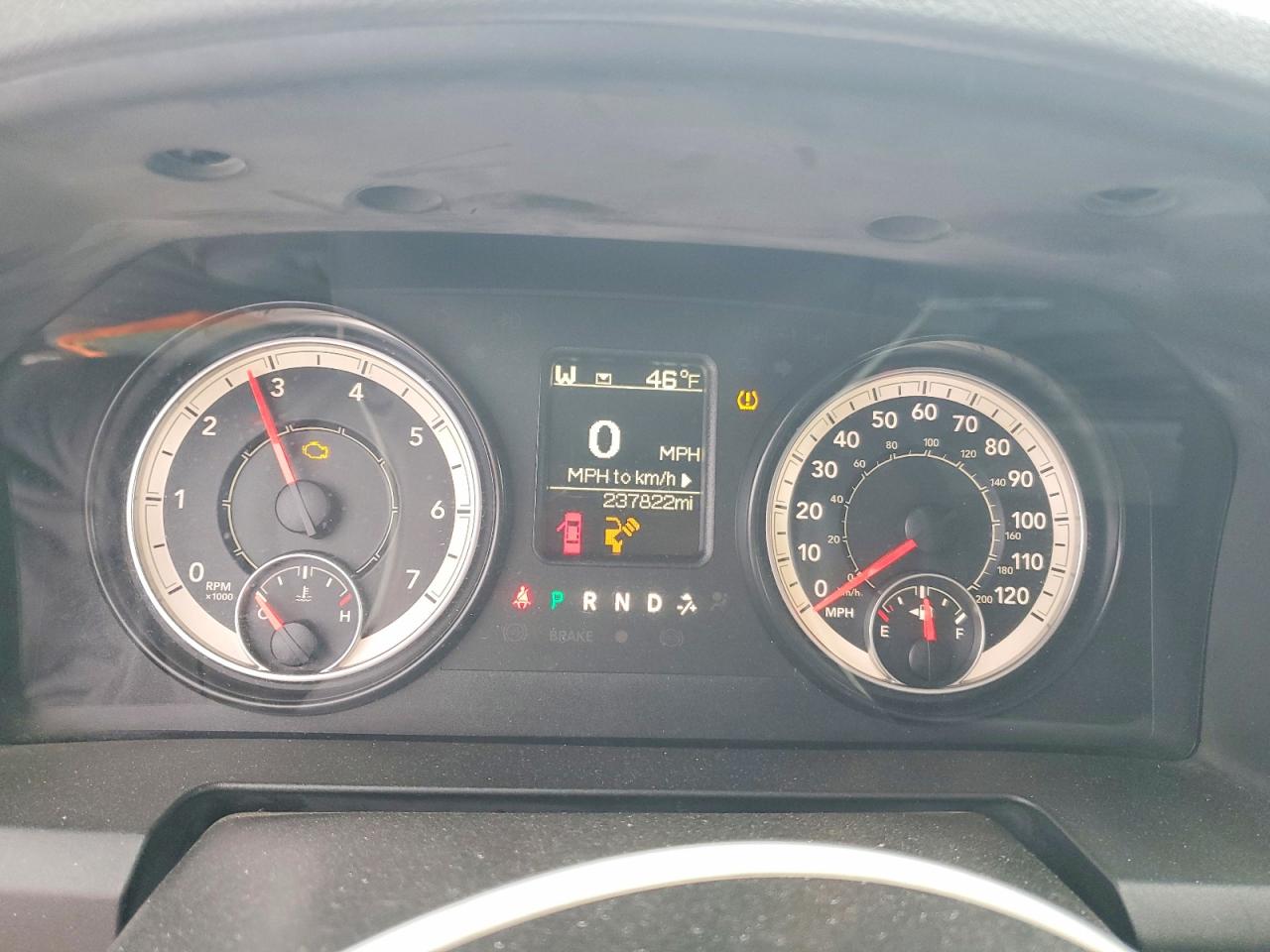2016 RAM 1500 ST photo 17