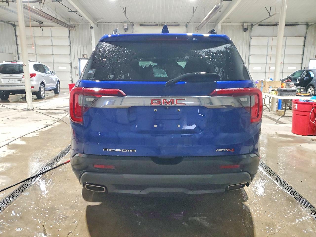 2023 GMC ACADIA AT4 photo 6