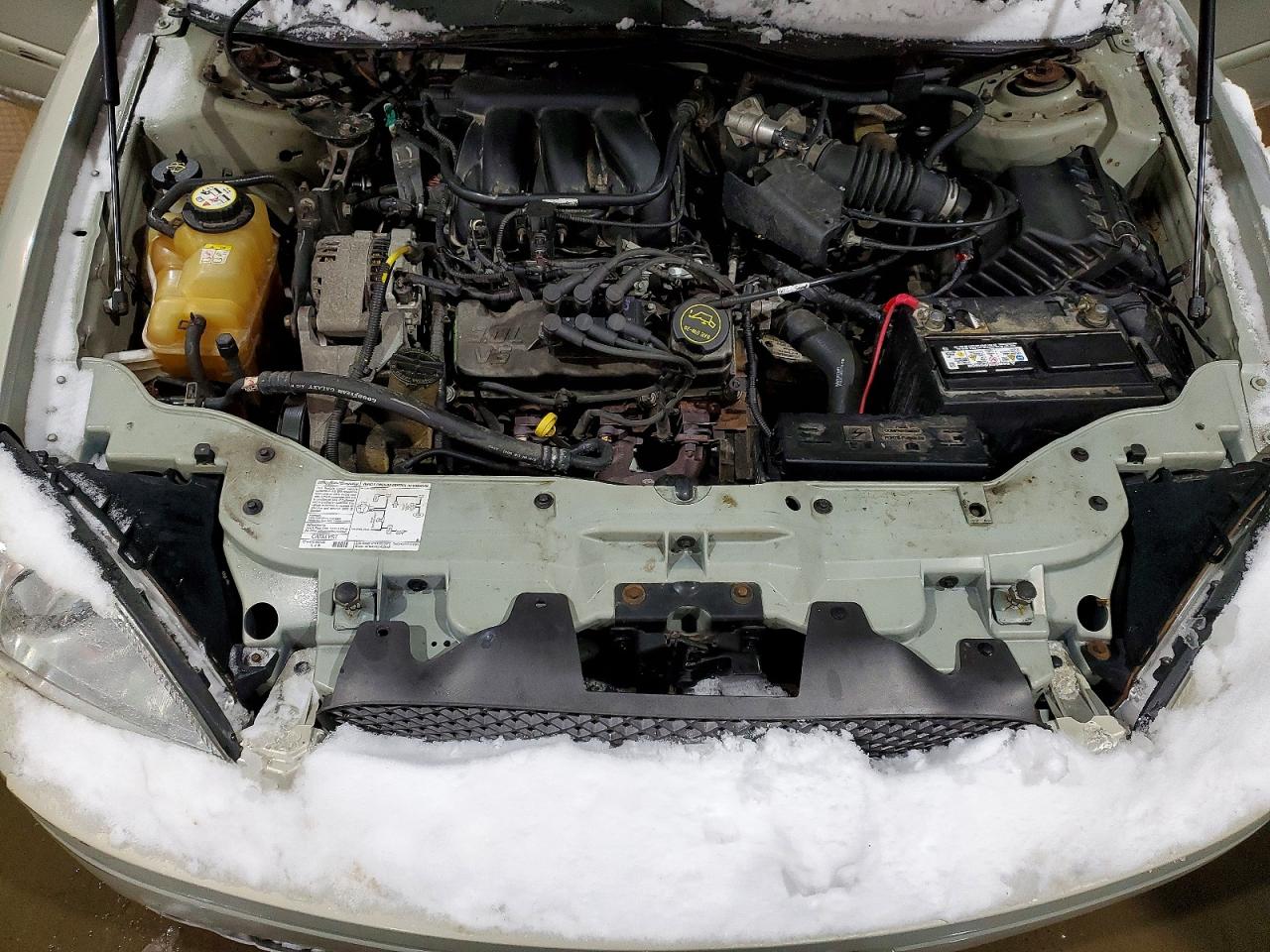 2004 FORD TAURUS SE photo 11