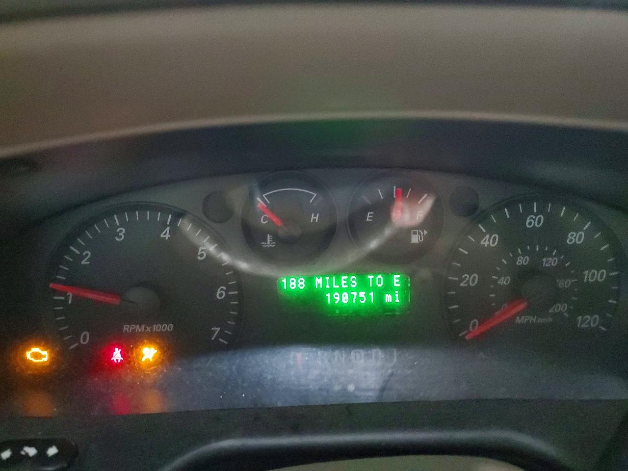 2004 FORD TAURUS SE photo 9