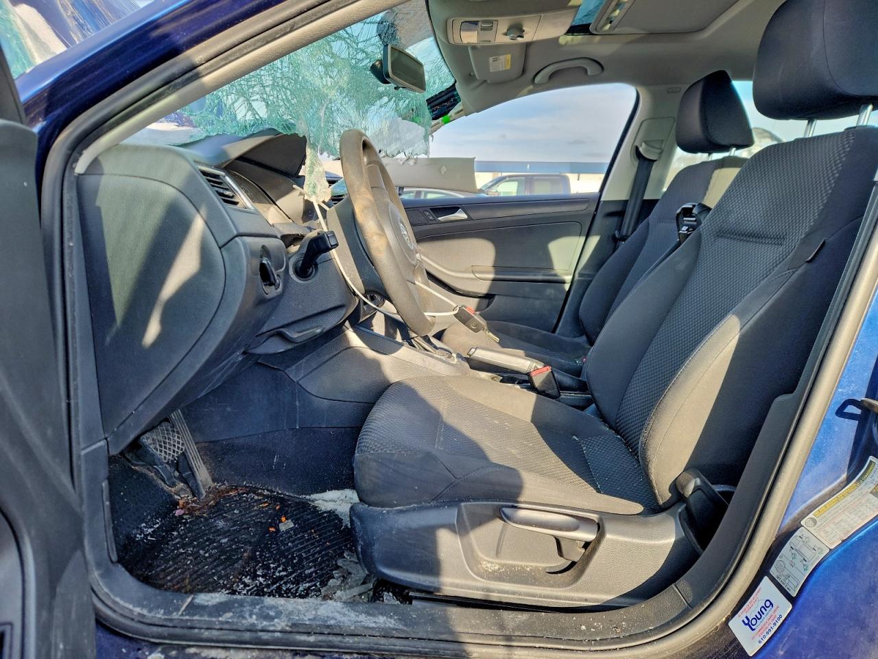 2013 VOLKSWAGEN JETTA BASE photo 7