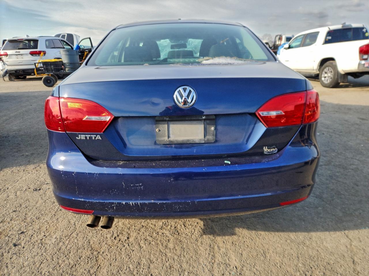 2013 VOLKSWAGEN JETTA BASE photo 6