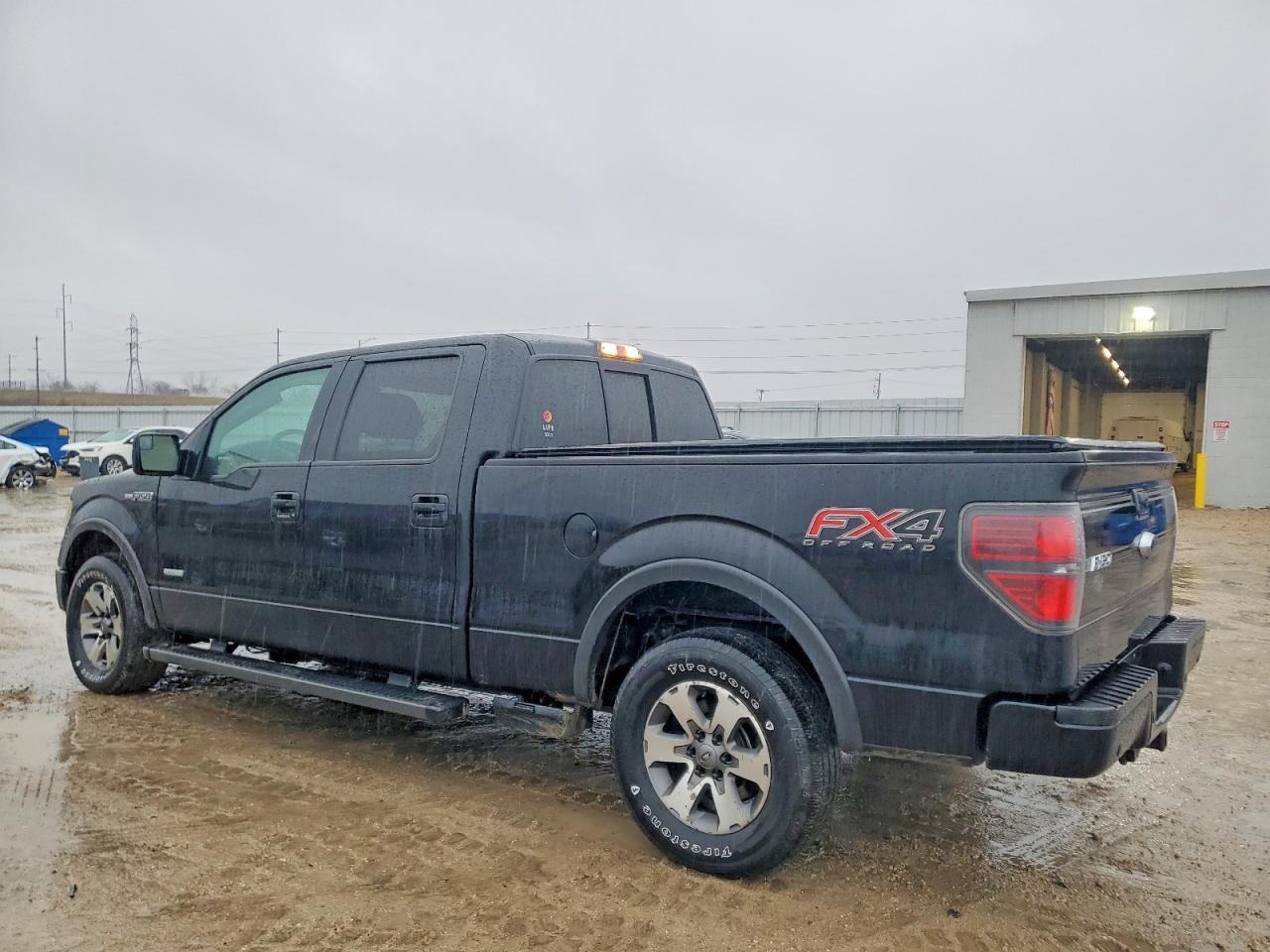 2013 FORD F150 SUPERCREW photo 2