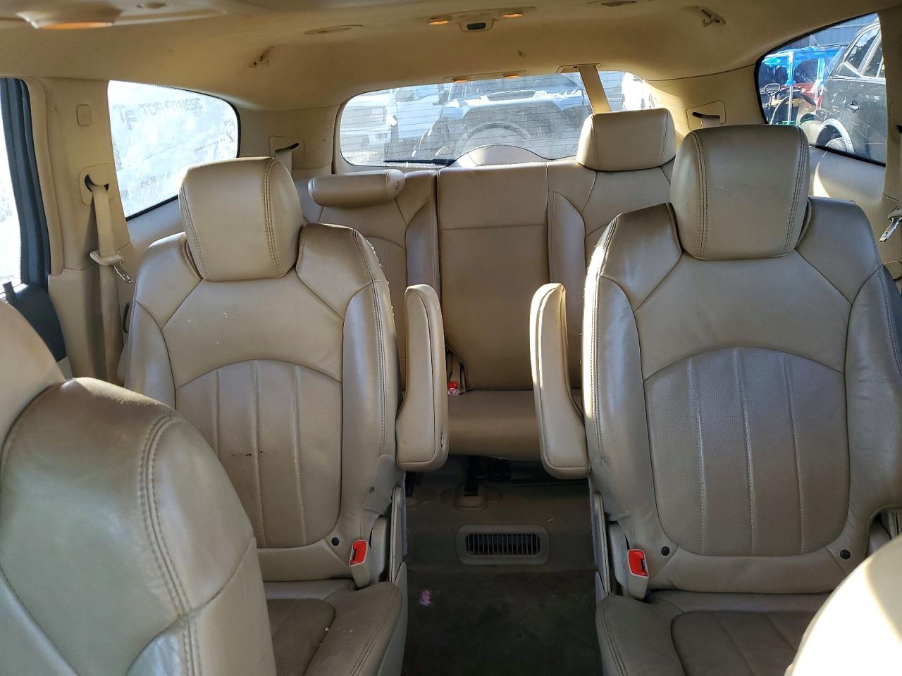 2008 BUICK ENCLAVE CXL photo 19