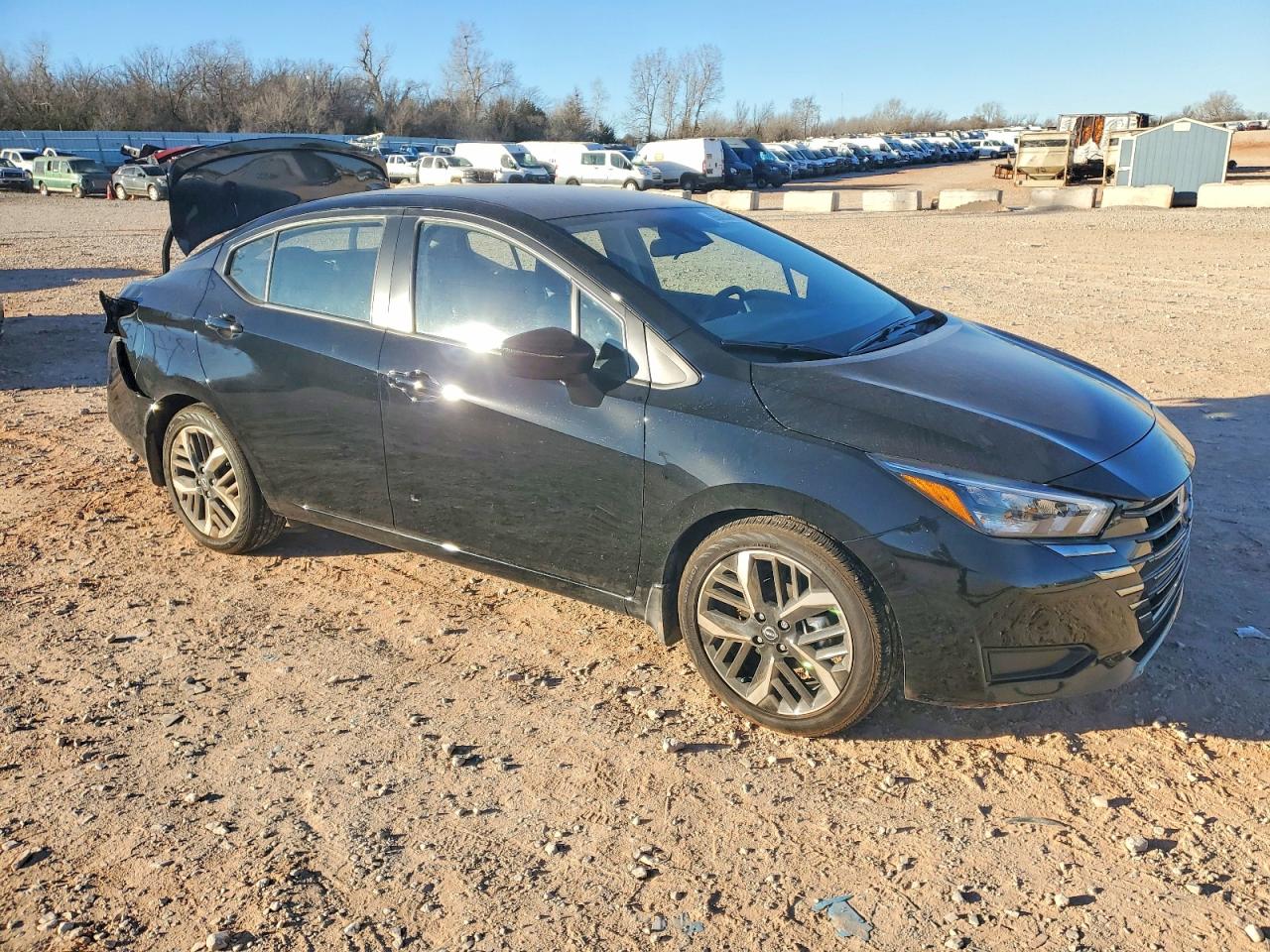 2025 NISSAN VERSA SR photo 7