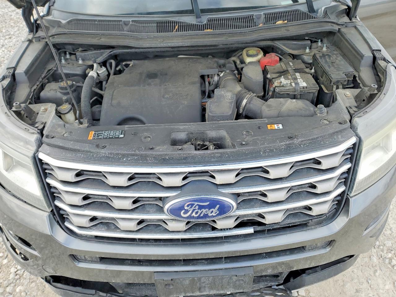 2016 FORD EXPLORER XLT photo 12