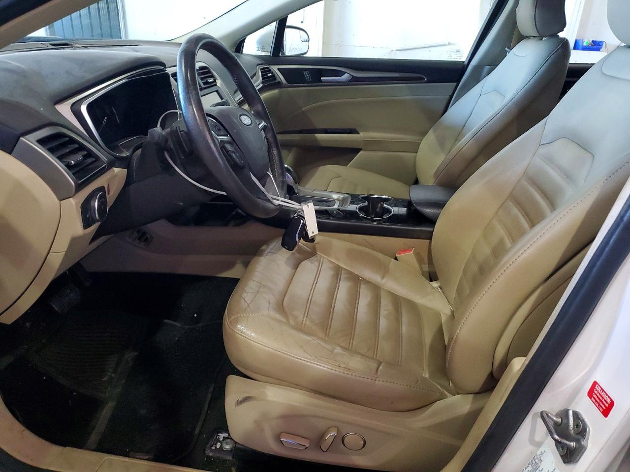 2016 FORD FUSION SE photo 7