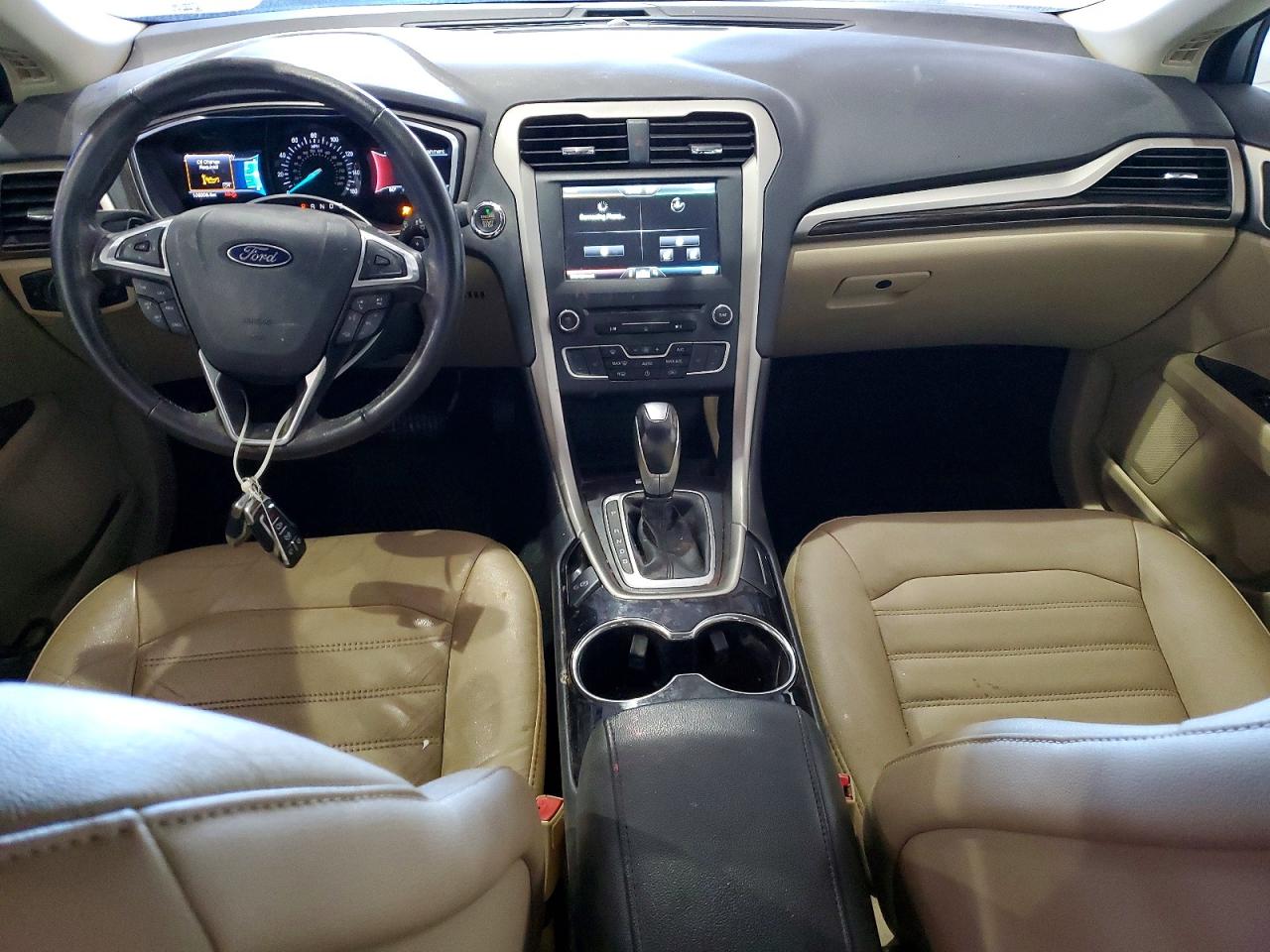 2016 FORD FUSION SE photo 8