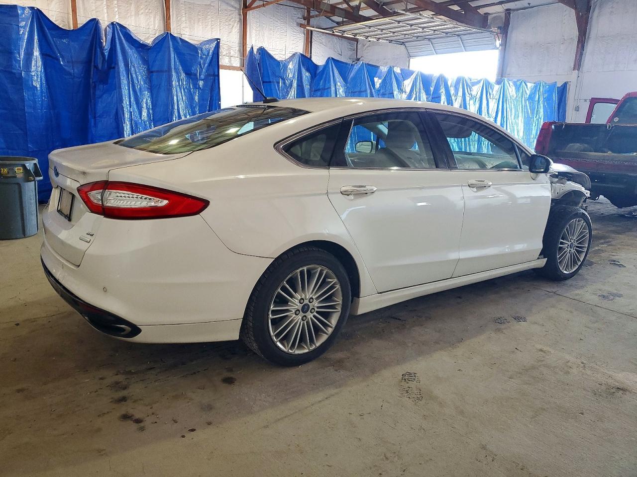 2016 FORD FUSION SE photo 3