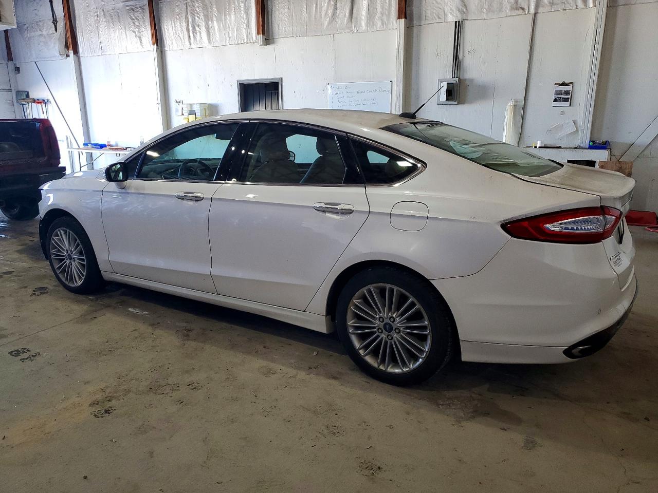 2016 FORD FUSION SE photo 2